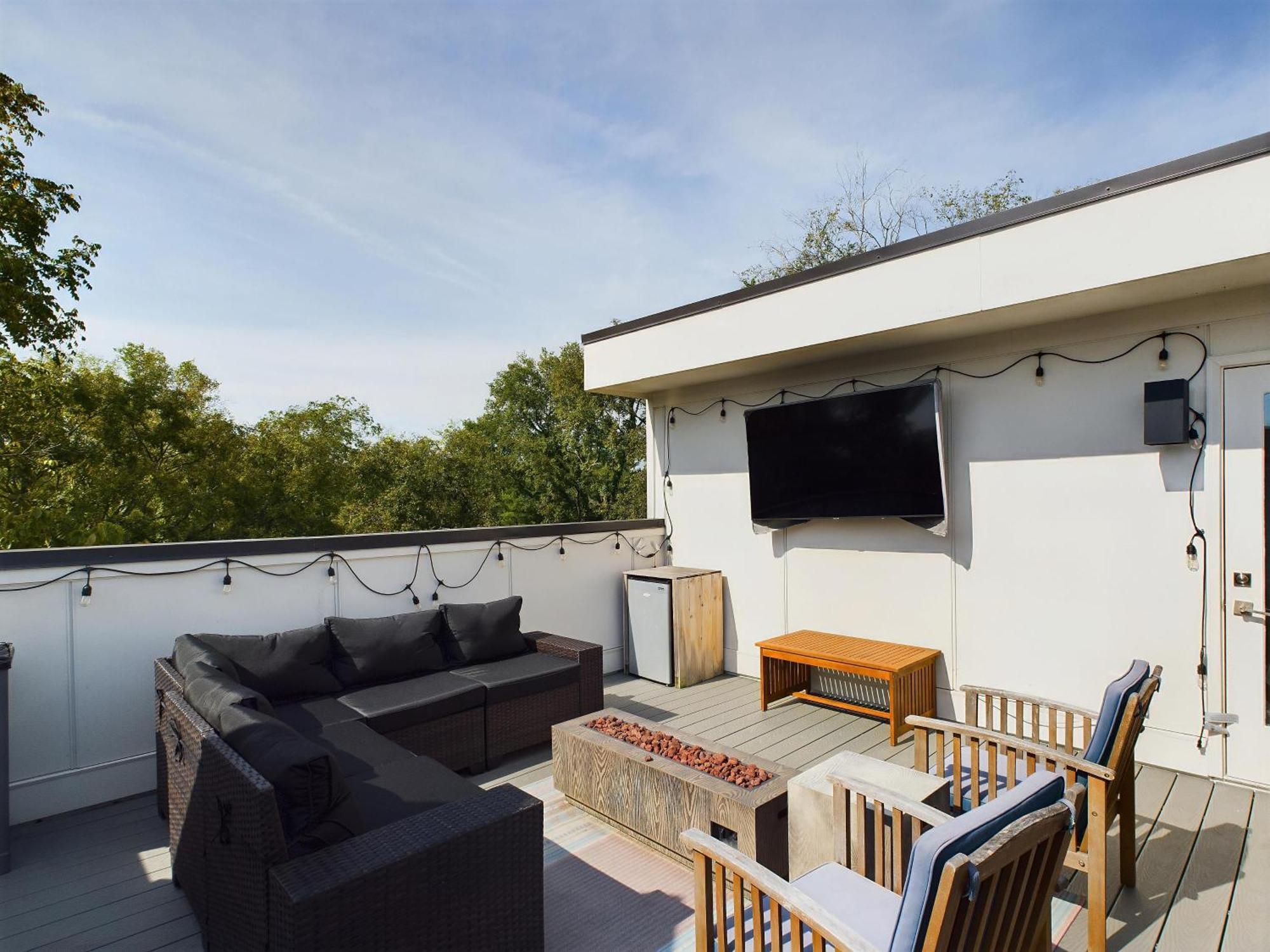 Country Lyric - Mins To Downtown - Rooftop Deck Nashville Bagian luar foto